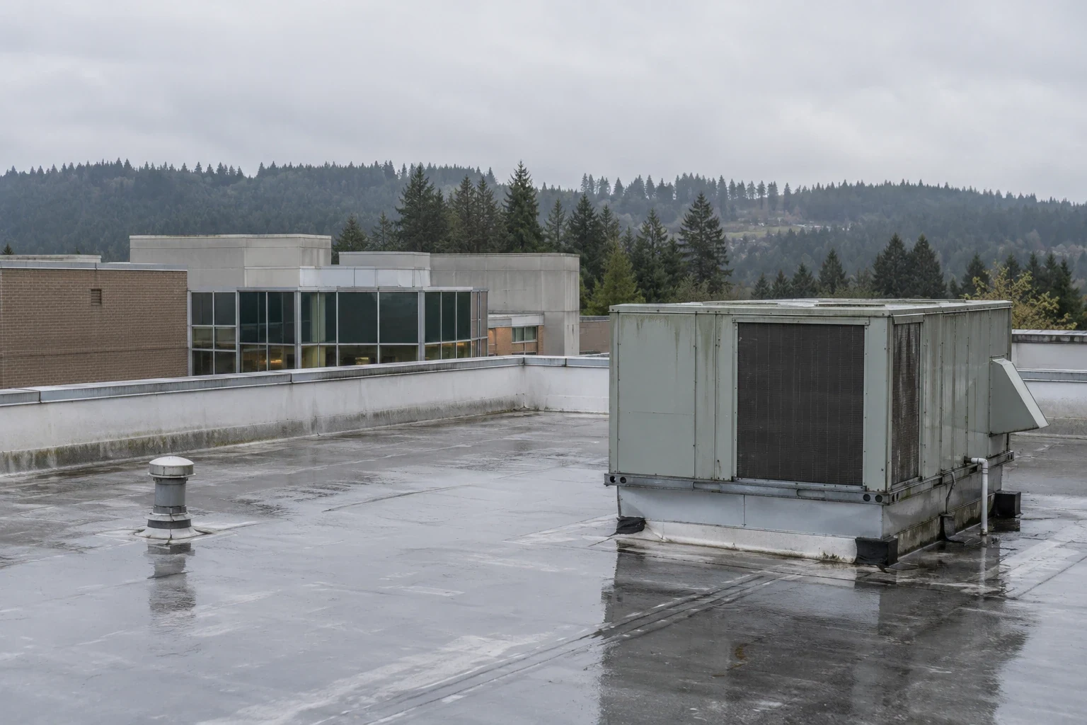 Roofing for Healthcare Systems in Medford, OR Roofing for Healthcare Systems in Medford, OR