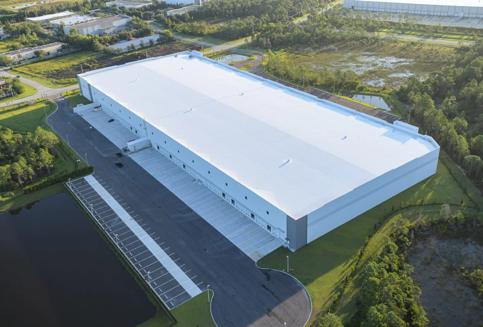 Roofing for Manufacturers in Medford, OR Roofing for Manufacturers in Medford, OR